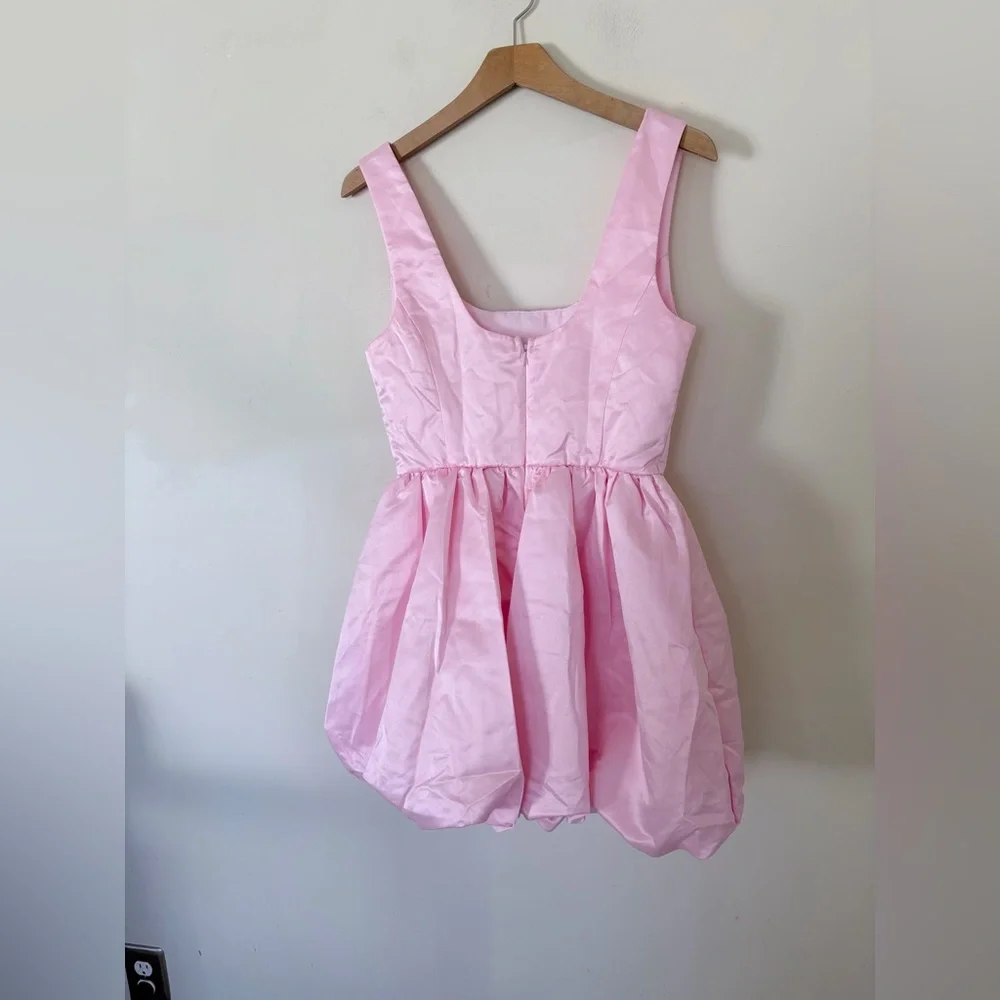 NWOT lulus Regal Cutie Light Pink Satin Square Neck Bubble-Hem Mini Dress READ